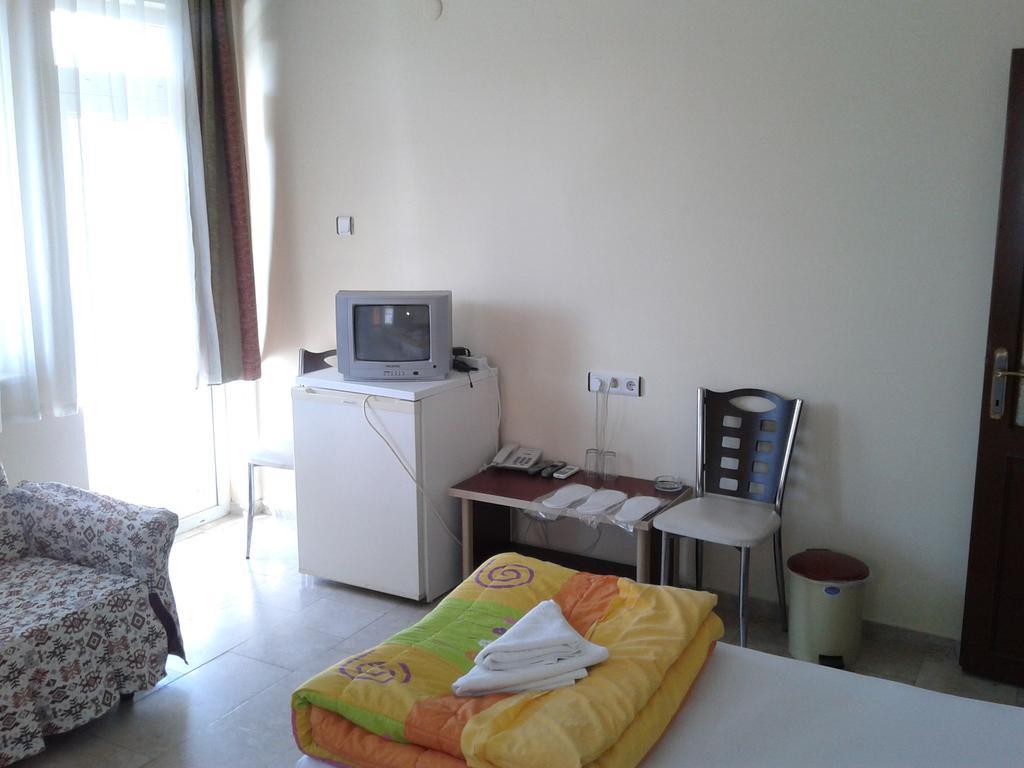 Kleopatra Aydin Hotel Alanya Rum bild